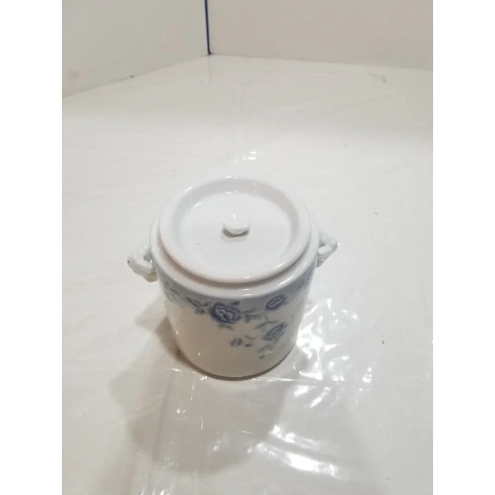 White Jade Porcelain White Cheng's‎ Jar